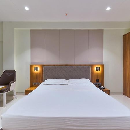 Hotel Airlink Мумбаи Экстерьер фото