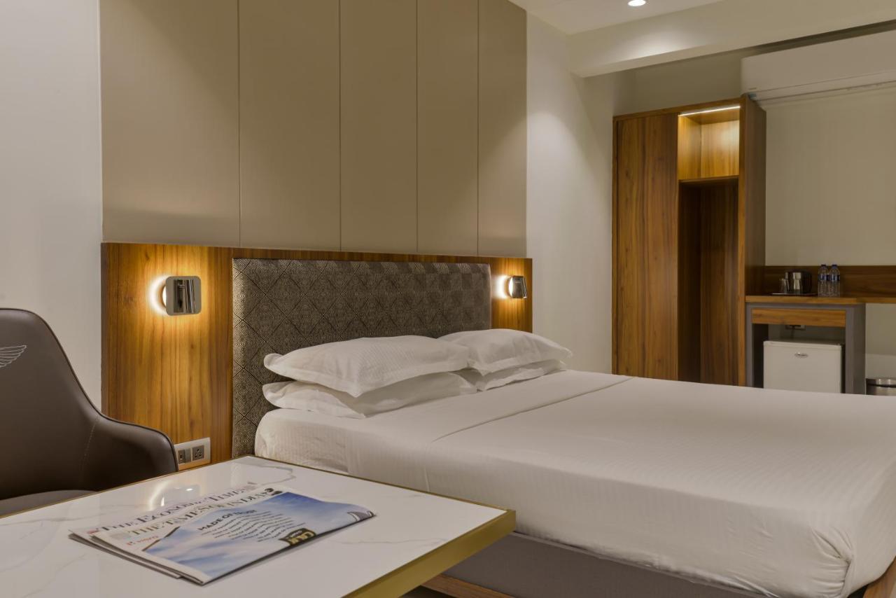 Hotel Airlink Мумбаи Экстерьер фото