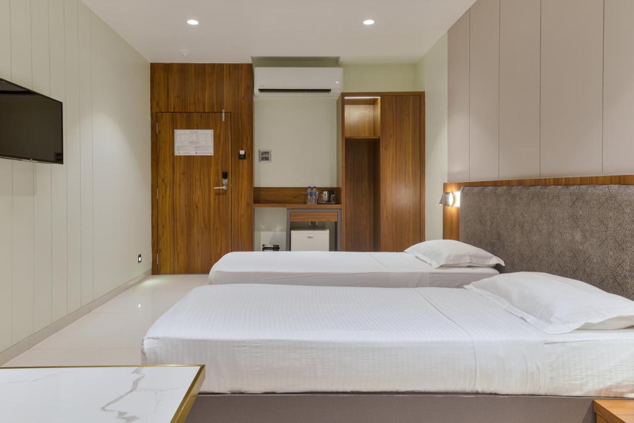 Hotel Airlink Мумбаи Экстерьер фото