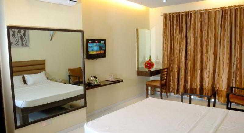 Hotel Airlink Мумбаи Экстерьер фото
